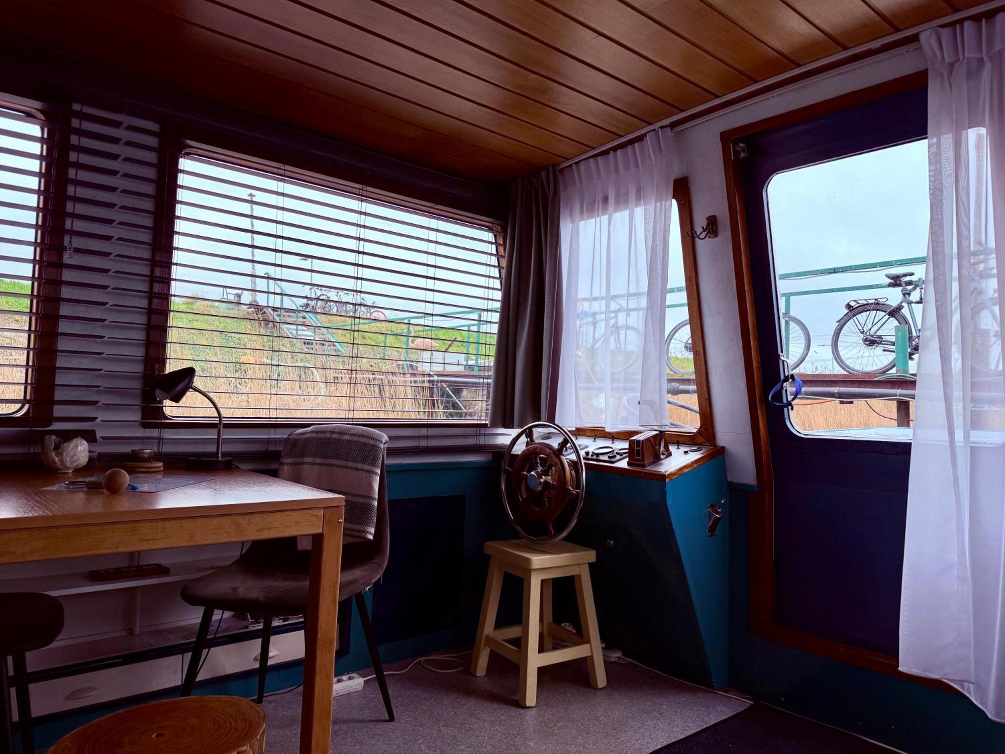 Floating B&B Ámsterdam Exterior foto